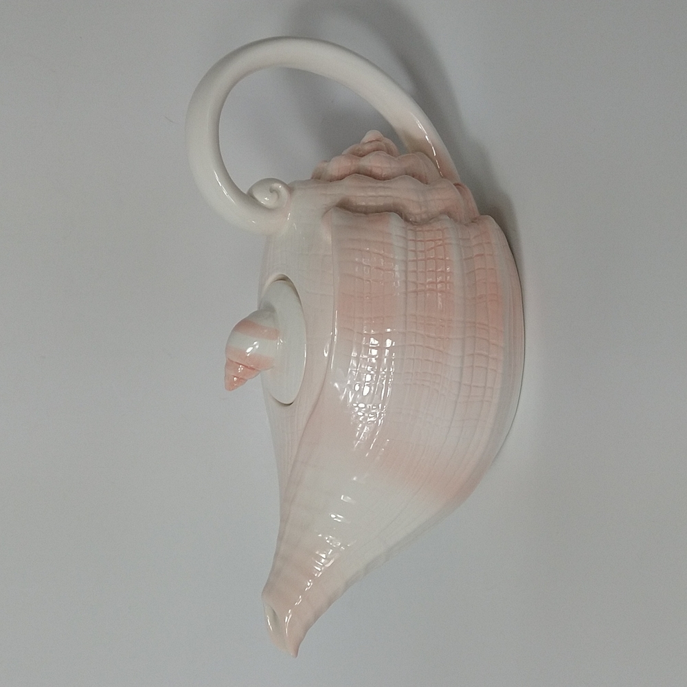 Otagiri Vintage Conch Shell Teapot Japan - Beachcomber - Peach, Pink, White